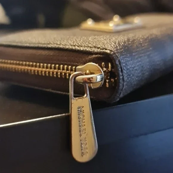Michael Kors Brown Signature Leather Zip Wallet - Picture 4 of 11